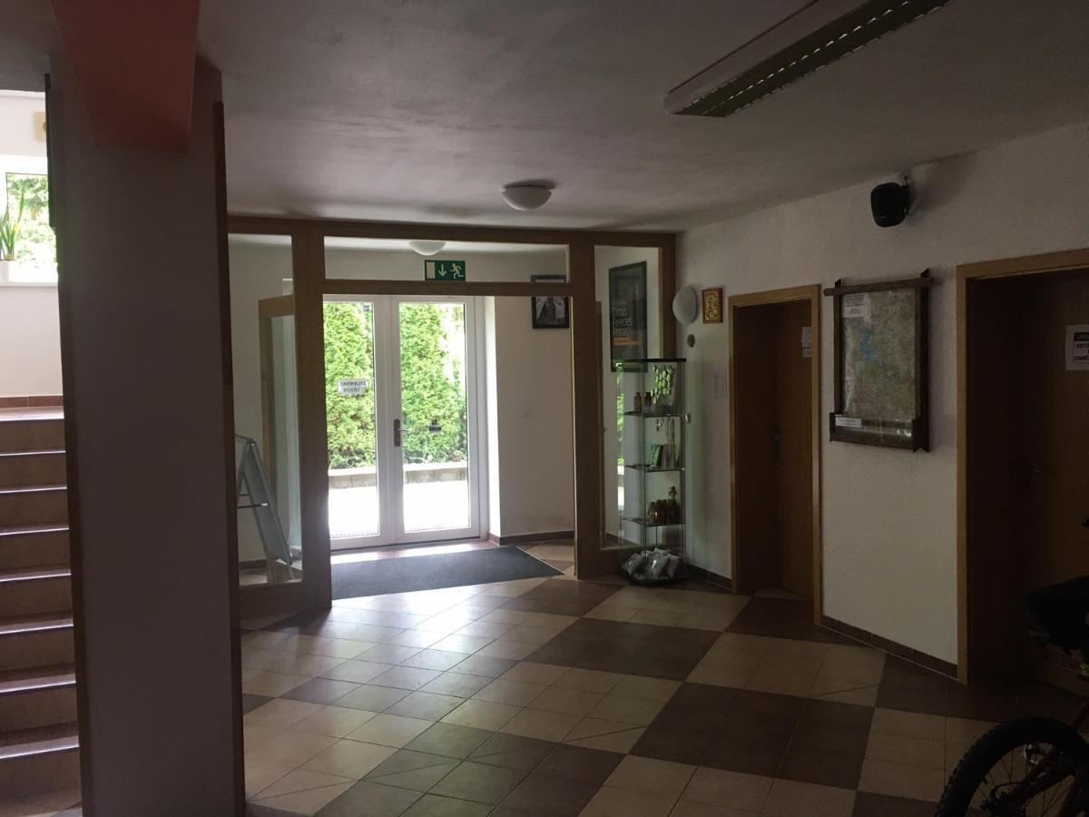 شقة Apartman Na Pohodu 25 ليبنو ناد فلتافو المظهر الخارجي الصورة
